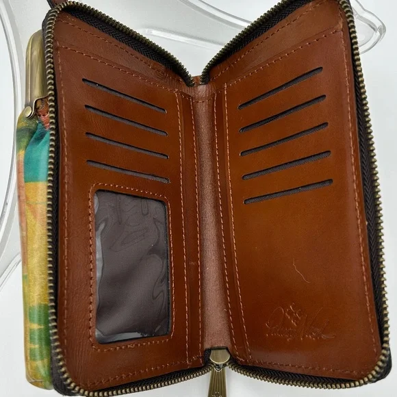 Patricia Nash Watercolor Butterfly Zip Around Wallet Crossbody NWOT - Picture 8 of 13